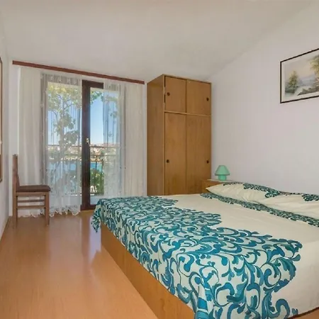 Dane-30m From Sea Apartment