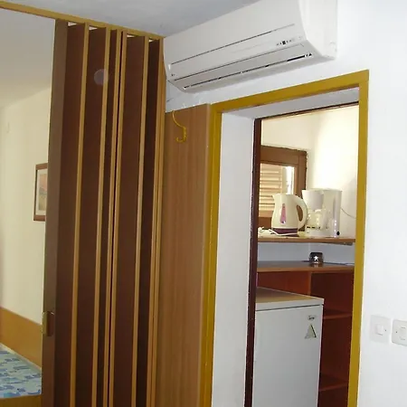 Dane-30m From Sea * Trogir