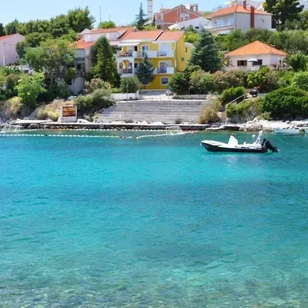 Apartment Dane-30m From Sea