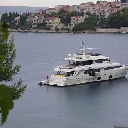 Apartment Dane-30m From Sea Trogir