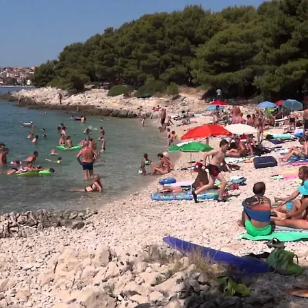 Apartment Dane-30m From Sea Trogir