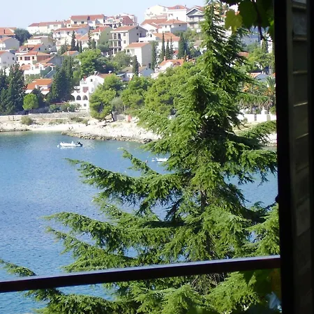 Dane-30m From Sea Apartment